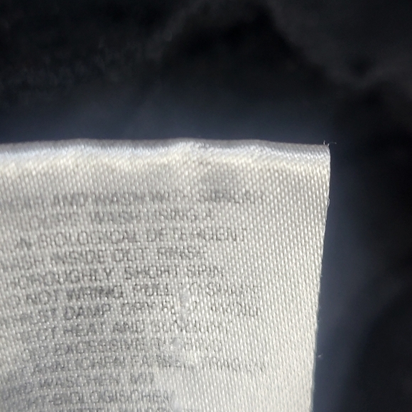 Vintage Black Cashmere Crewneck Ribbed Cuff & Hem Cropped Sweater - Picture 13 of 14